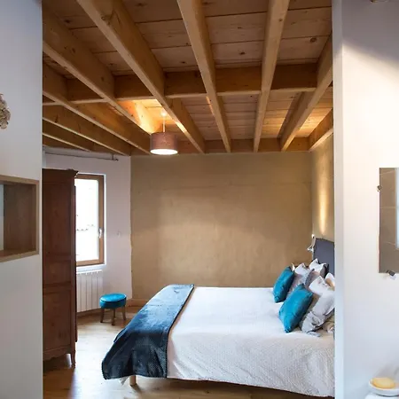 Wood Bed & Breakfast 3*