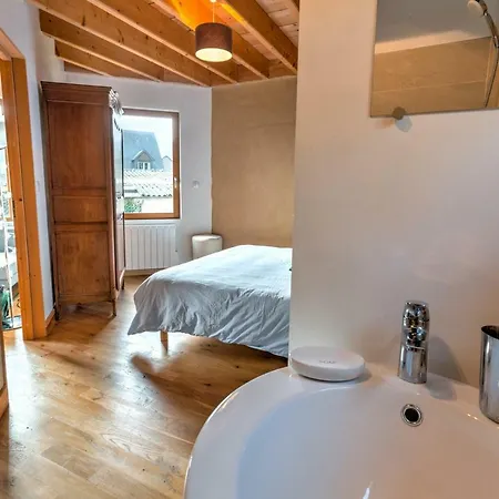 Bed & Breakfast Wood 3*